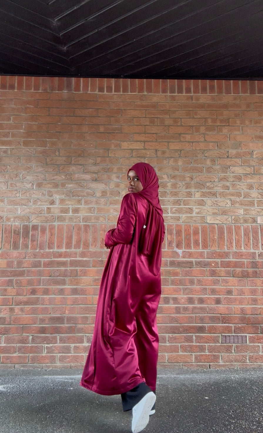 Inayah Abaya